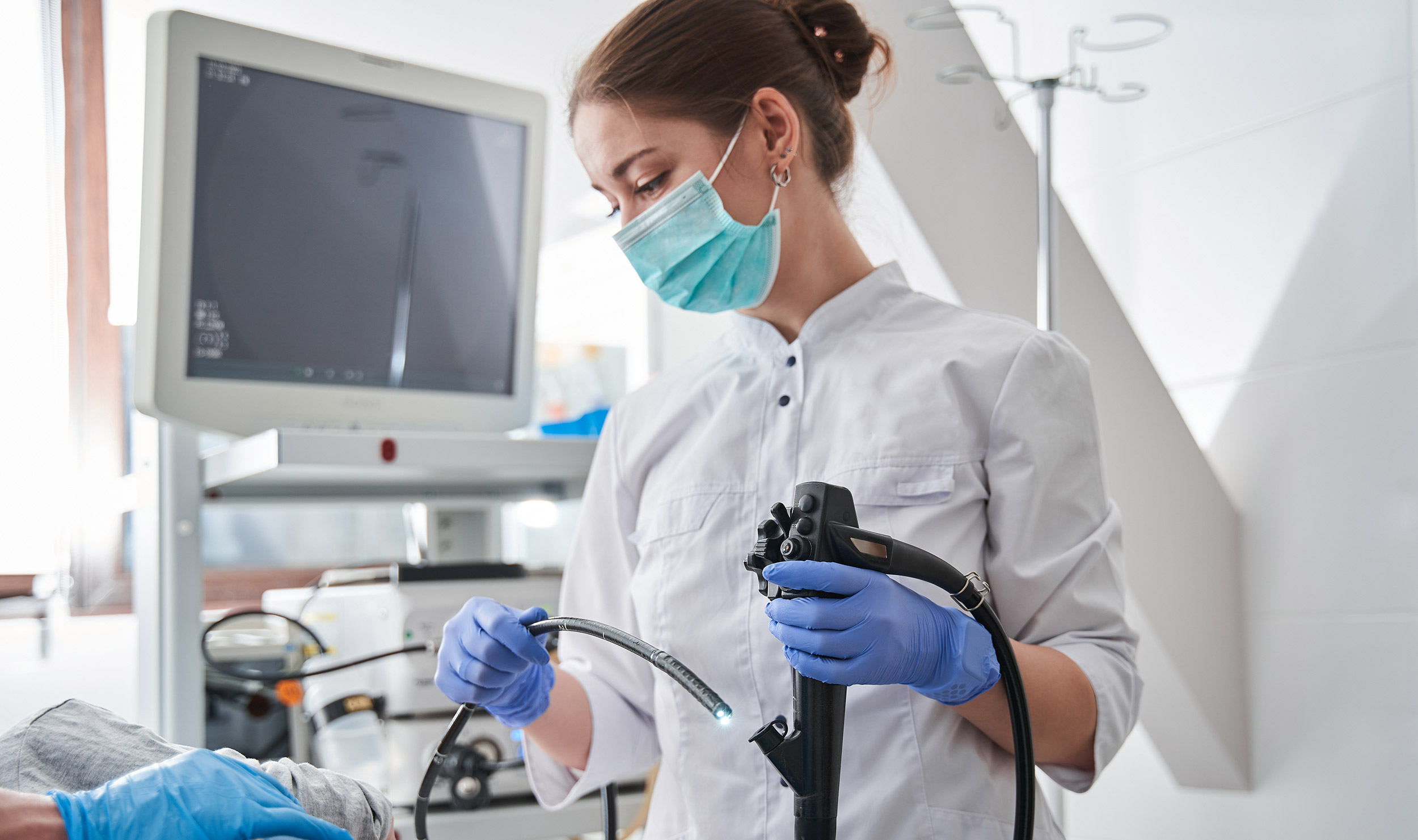 Women face unique ergonomic challenges in endoscopy.